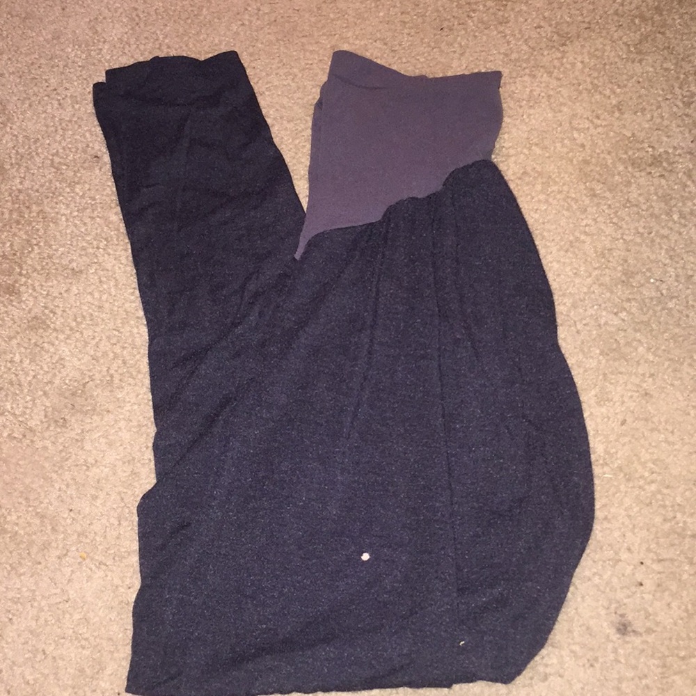 Maternity leggings